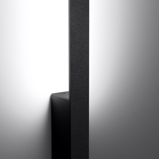 Wall lamp LAHTI L black 4000K